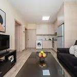 Seafront 1 Bedroom Flat Limasol