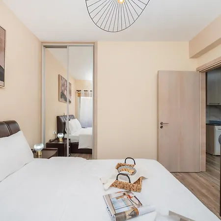 Seafront 1 Bedroom Flat *