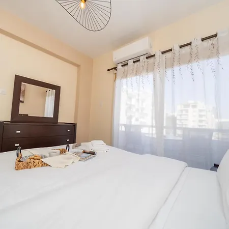Seafront 1 Bedroom Flat شقة