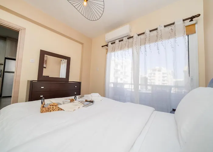 Seafront 1 Bedroom Flat Daire