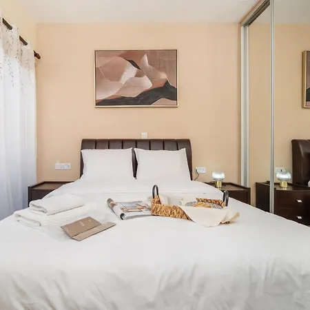 Seafront 1 Bedroom Flat リマソール
